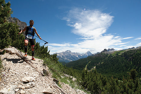 Loose, rocky ground on the Lavareto Ultra Trail, Italy. © Pete Aylward, RunPhoto