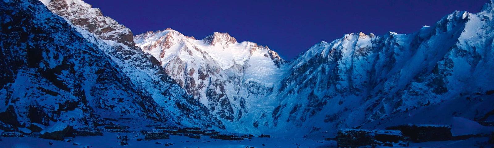 Photo of Nanga Parbat from To Live by Elisabeth Revol