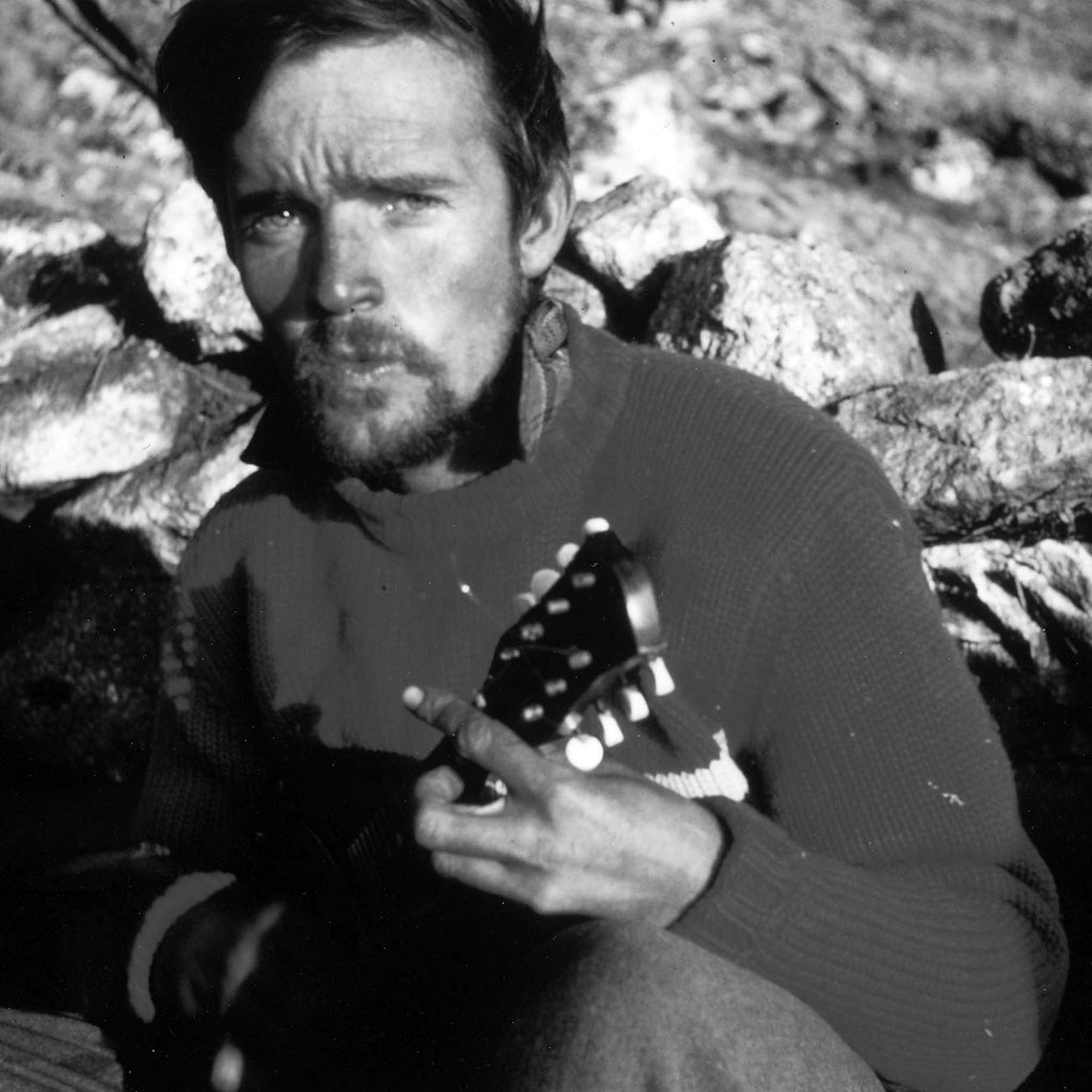Dennis Gray playing the tenor banjo on Alpamayo. Photo by Ned Kelly